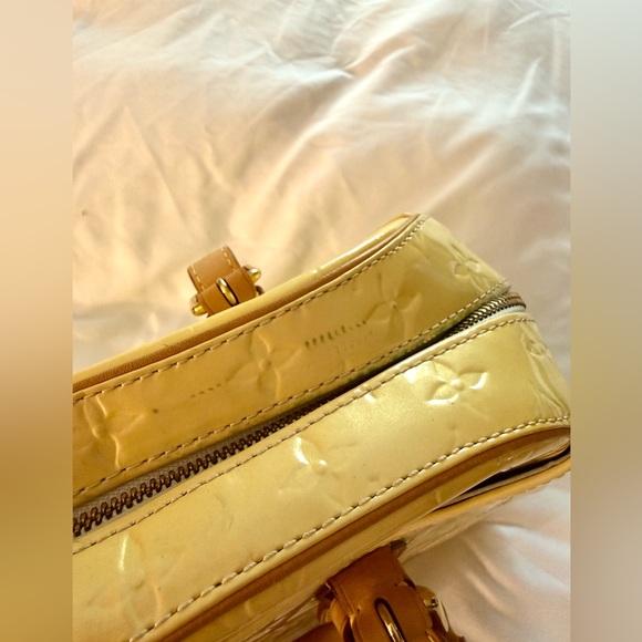 Louis Vuitton Vintage Yellow Vernice Summit Bag Used but good condition. - Picture 13 of 16